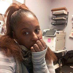 Meet your Posher, Evelina